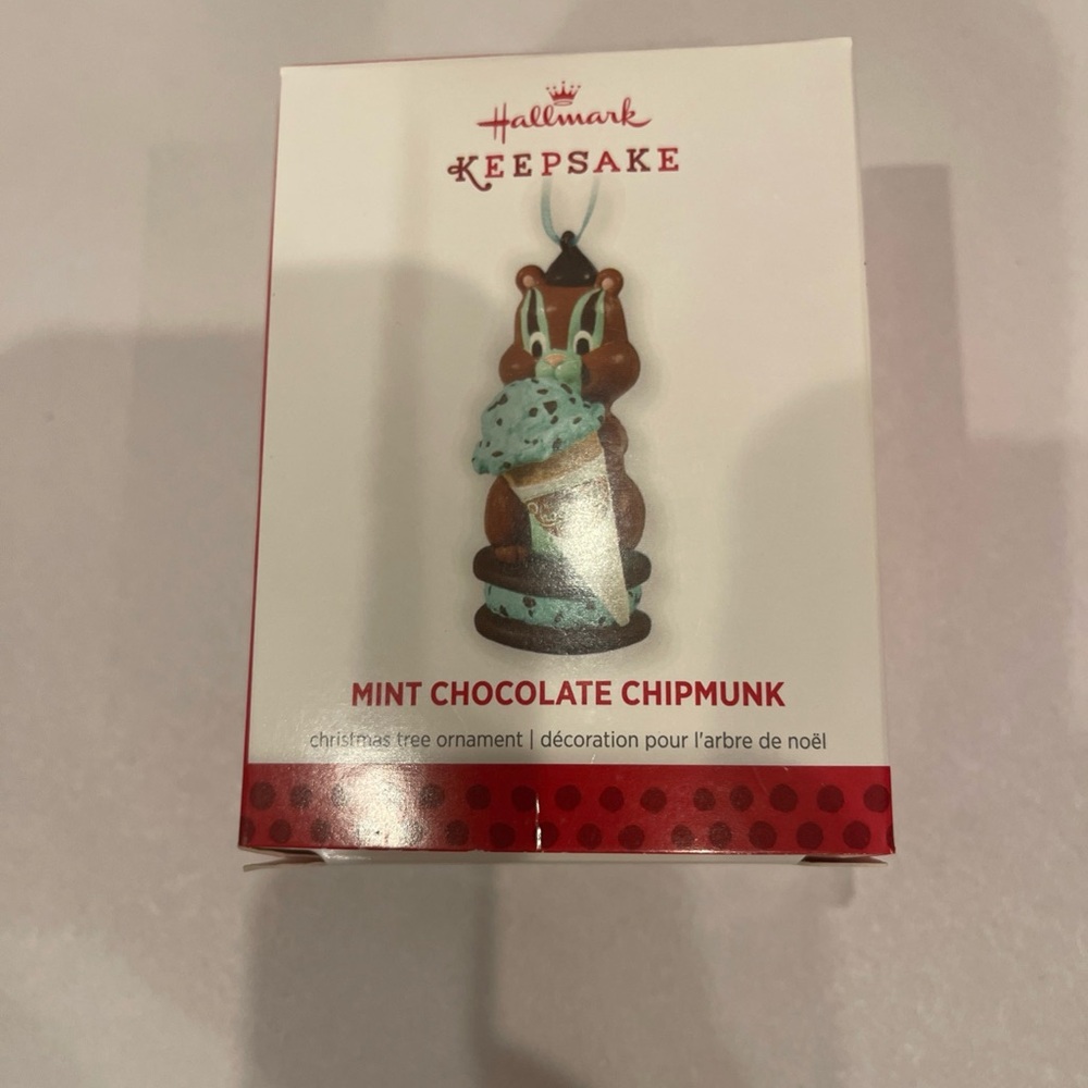 Hallmark Keepsake Mint Chipmunk Ornament ice cream Christmas ornament in box